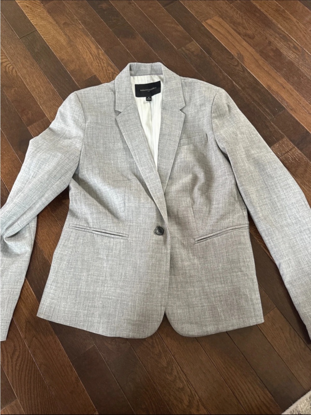 Banana Republic women’s blazer